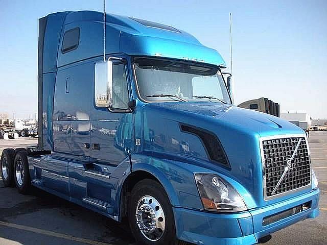 2011 VOLVO VNL64T670 Oklahoma City Oklahoma Photo #0085545A