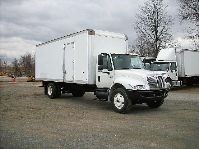 2004 INTERNATIONAL 4300 New Castle Delaware Photo #0085581A