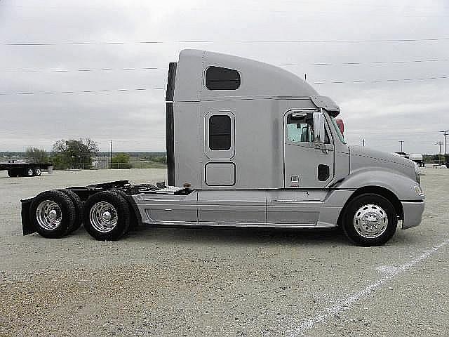 2007 FREIGHTLINER CL12064ST-COLUMBIA 120 Dallas Texas Photo #0085600A