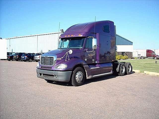 2008 FREIGHTLINER CL12064ST-COLUMBIA 120 Sioux Falls South Dakota Photo #0085695A