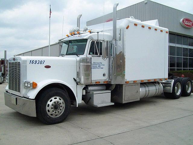 2005 PETERBILT 379EXHD Kansas City Kansas Photo #0085697C