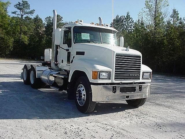 2011 MACK PINNACLE CHU613 Florence South Carolina Photo #0085753A