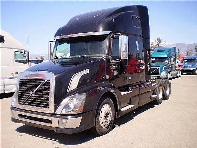 2008 VOLVO VNL64T670 Fontana California Photo #0085768A