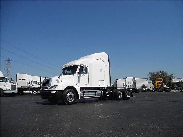 2007 FREIGHTLINER CL12064ST-COLUMBIA 120 Houston Texas Photo #0085835A