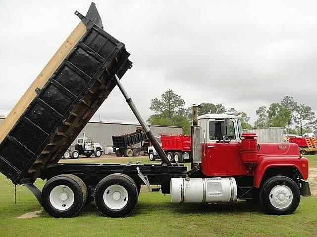 1987 MACK R686 GULFPORT Mississippi Photo #0085849A