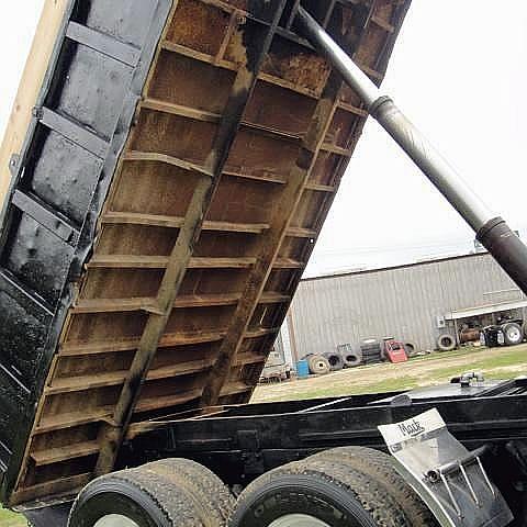 1987 MACK R686 GULFPORT Mississippi Photo #0085849A