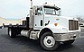 2001 PETERBILT 330.