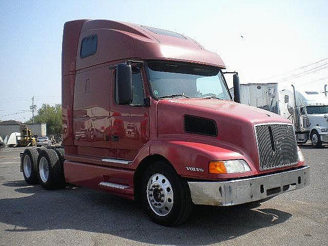 2001 VOLVO VNL64T660 Pharr Texas Photo #0085943A