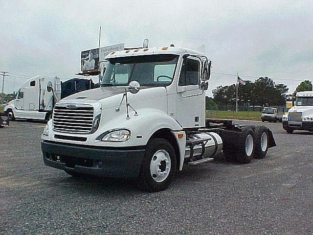 2005 FREIGHTLINER CL12064S - COLUMBIA 120 Shreveport Louisiana Photo #0086021A