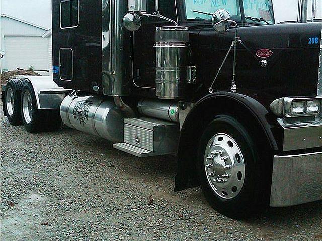 2005 PETERBILT 379EXHD Bellevue Ohio Photo #0086053A