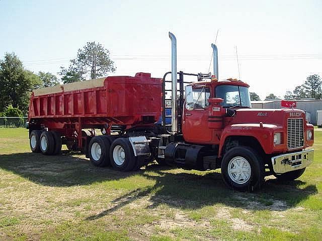 1987 MACK R688 GULFPORT Mississippi Photo #0086133I