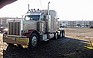 Show more photos and info of this 2000 PETERBILT 379.