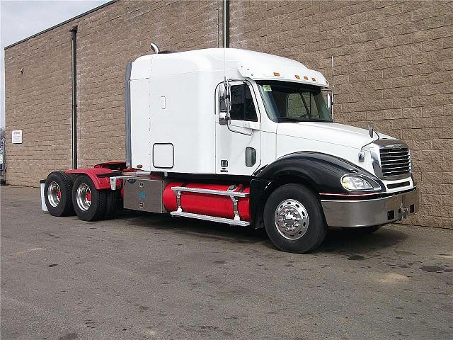 2005 FREIGHTLINER CL12064ST-COLUMBIA 120 Saint Cloud Minnesota Photo #0086306D