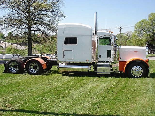 2007 PETERBILT 379EXHD Nashville Tennessee Photo #0086371F