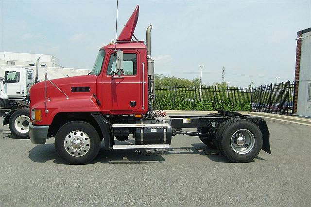 2003 MACK CH612 New Castle Delaware Photo #0086390D