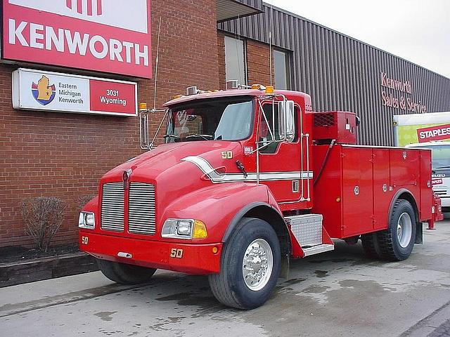 1995 KENWORTH T300 Dearborn Michigan Photo #0086453A