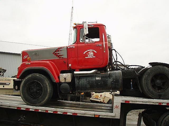 1988 MACK SUPERLINER RW713 HOLLAND Michigan Photo #0086507B