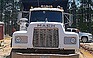 1988 MACK RD690S.