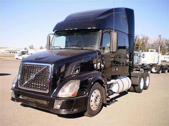 2008 VOLVO VNL64T670 Fontana California Photo #0086706A