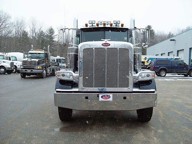 2012 PETERBILT 389 Auburn Maine Photo #0086801A