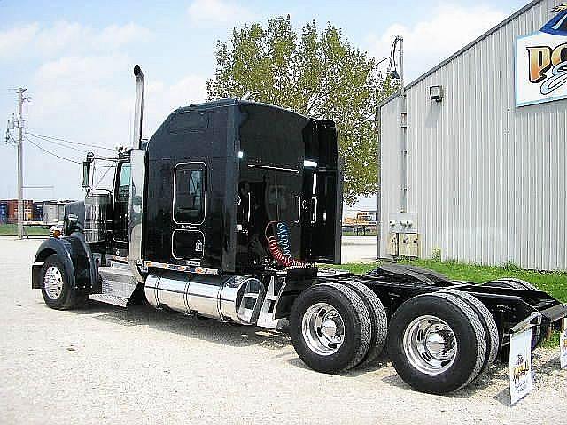 2005 KENWORTH W900L Channahon Illinois Photo #0086817A