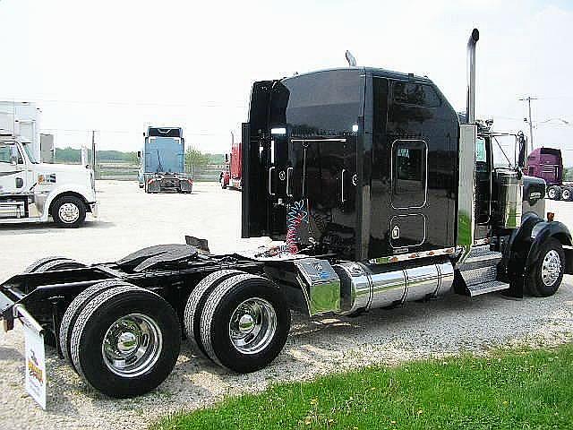 2005 KENWORTH W900L Channahon Illinois Photo #0086817A