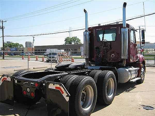 2005 FREIGHTLINER CL12064ST-COLUMBIA 120 Dallas Texas Photo #0086982A