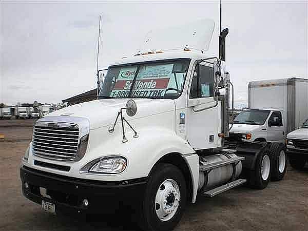 2004 FREIGHTLINER CL12064ST-COLUMBIA 120 Commerce City Colorado Photo #0086994A