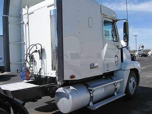 2003 FREIGHTLINER C12064ST-CENTURY 120 Altoona Iowa Photo #0087061A