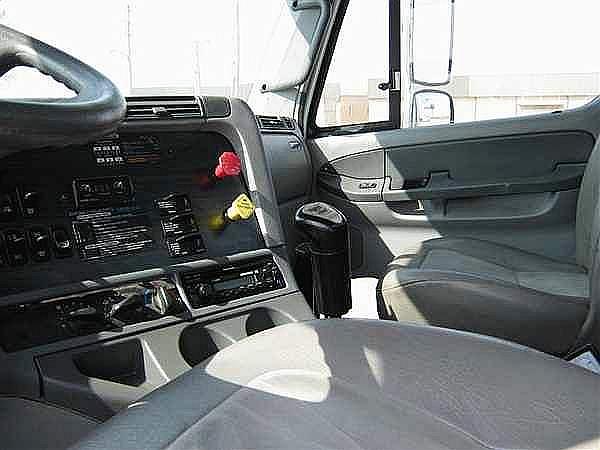 2005 FREIGHTLINER CL12064ST-COLUMBIA 120 North Little Rock Arkansas Photo #0087094A