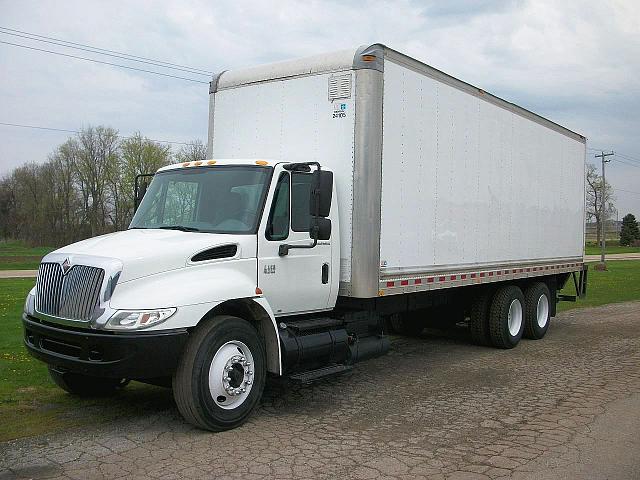 2004 INTERNATIONAL 4400 Morris Illinois Photo #0087357A