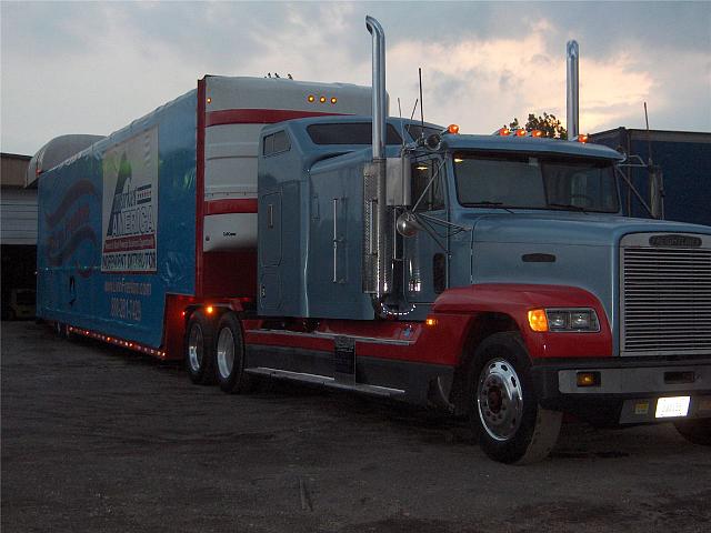 1992 FREIGHTLINER FLD12064 Reno Nevada Photo #0087432B