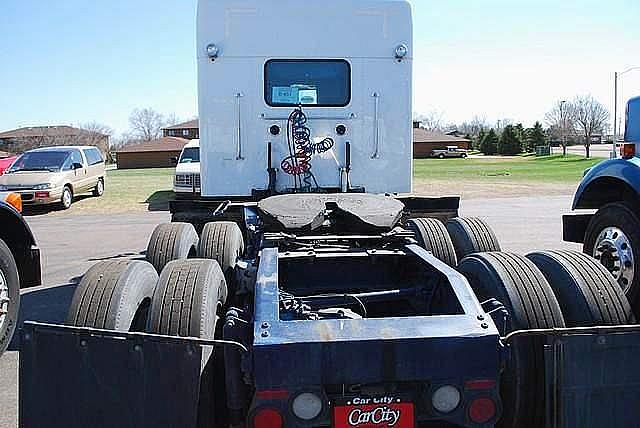 2006 PETERBILT 379EXHD Mitchell South Dakota Photo #0087491A