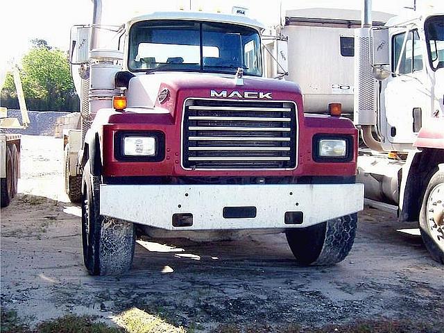 1994 MACK RD690S mi Photo #0087510A