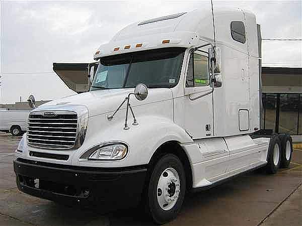 2005 FREIGHTLINER CL12064ST-COLUMBIA 120 Dallas Texas Photo #0087524B