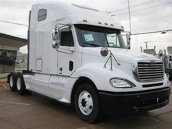 2005 FREIGHTLINER CL12064ST-COLUMBIA 120 Dallas Texas Photo #0087524B