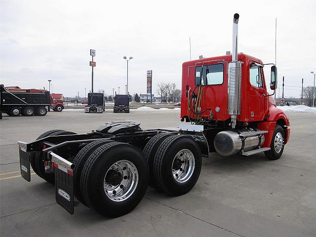 2012 FREIGHTLINER CL12042ST-COLUMBIA 120 Waterloo Iowa Photo #0087678E