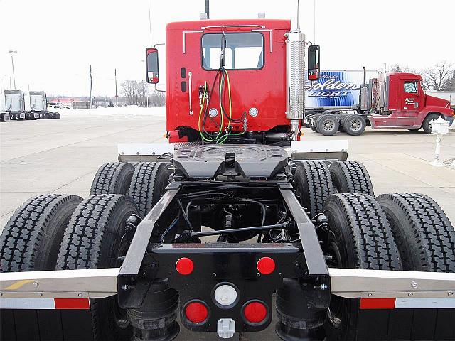 2012 FREIGHTLINER CL12042ST-COLUMBIA 120 Waterloo Iowa Photo #0087681A