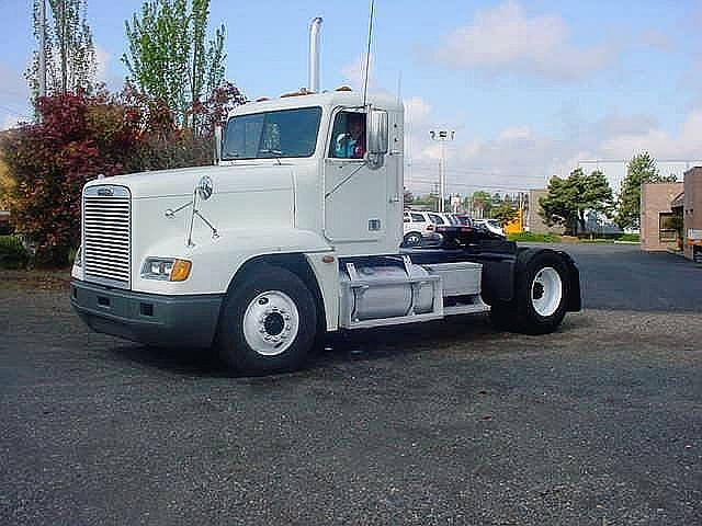 2003 FREIGHTLINER FLD12042ST Portland Oregon Photo #0087689A