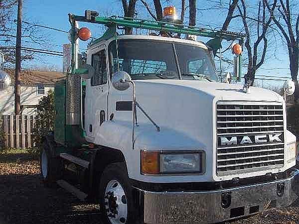 2001 MACK CH612 Bensalem Pennsylvania Photo #0087698E