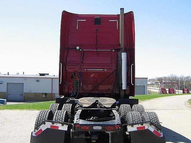 2007 VOLVO VNL64T670 Bolingbrook Illinois Photo #0087753A