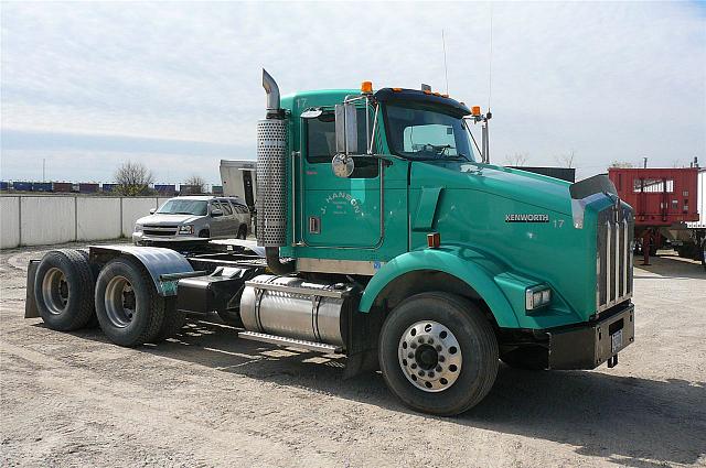 2000 KENWORTH T800 elburn Illinois Photo #0087903D