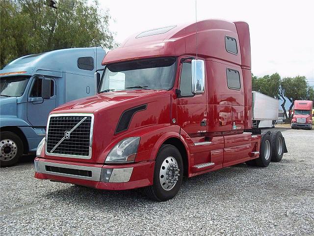 2007 VOLVO VNL64T780 Fontana California Photo #0087991A