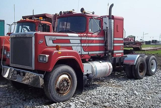 1979 MACK SUPERLINER RW613 London Ohio Photo #0088026A