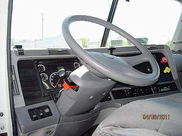 2007 FREIGHTLINER CL12064ST-COLUMBIA 120 Knoxville Tennessee Photo #0088033D