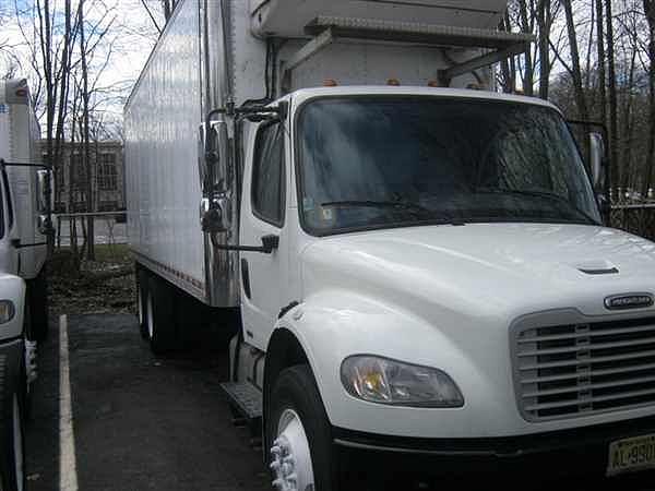 2004 FREIGHTLINER BUSINESS CLASS M2 106 Moonachie New Jersey Photo #0088143A