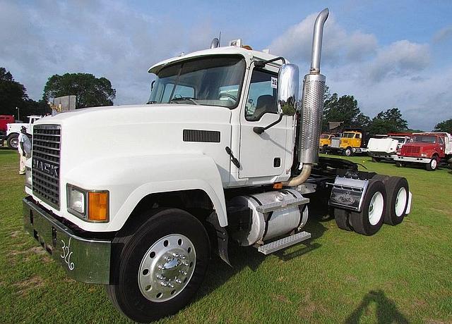 2004 MACK CHN613 Glasgow Kentucky Photo #0088397A