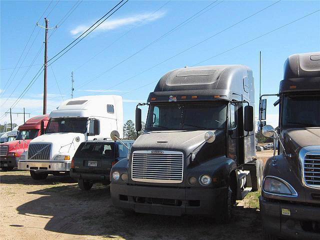 2001 FREIGHTLINER FLC12064ST Jackson Georgia Photo #0088470A