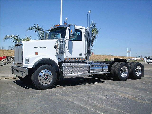 2011 WESTERN STAR 4900FA Turlock California Photo #0088698A