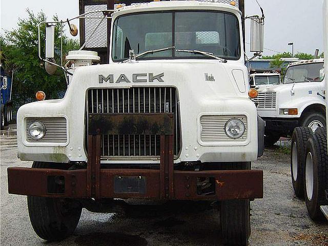 1987 MACK DM688 Tampa Florida Photo #0088735A